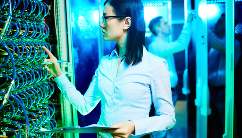 womeninit_724