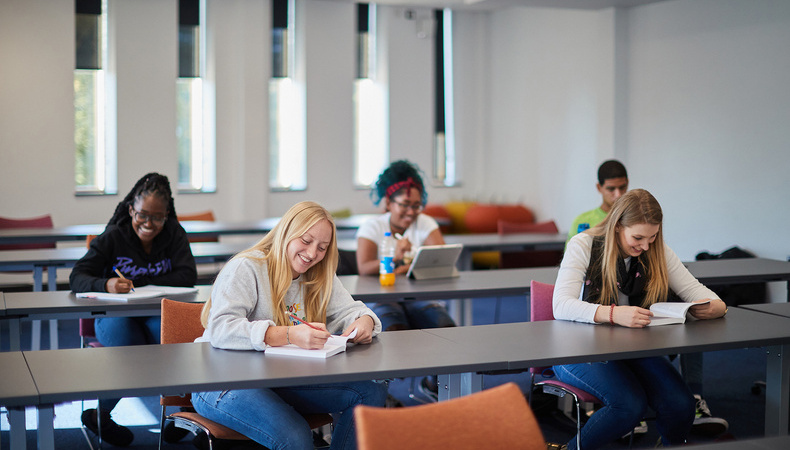 2_chichester_students_will_benefit_from_improved_job_prospects_and_training_within_industry_2000_01