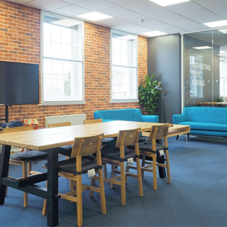 ad_office_breakout_area_320_01