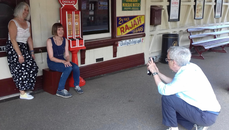 bluebell_railway_elton_john_photo_opportunity_19august2020_2992