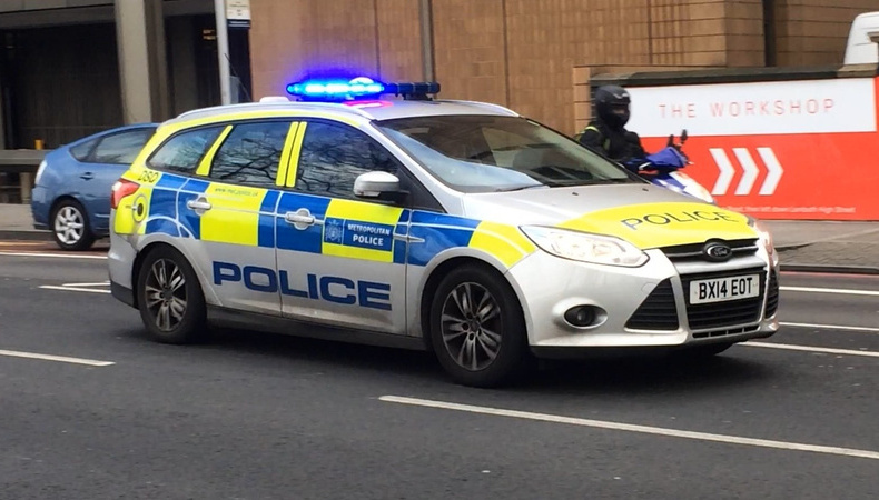 police_1596_01