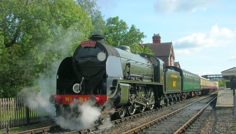 bluebell_railway_publicity_photo_credit_peter_edwards_sept2020_2312