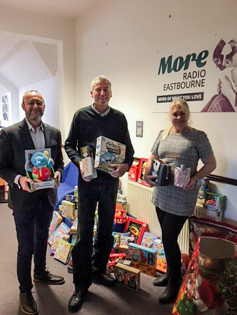 20dec2019_pic_charity2_640