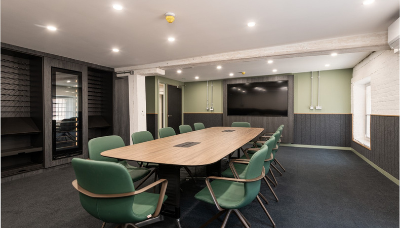 8583-coorporate-board-room-1713790429.jpg