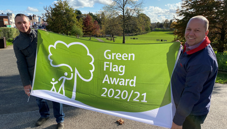 05nov2020_green_flag_4032