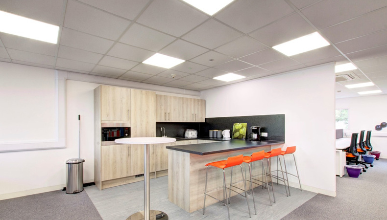 abreakoutareawithawaterboilerimplementedbyofficefitoutcompanyrapinteriors_1624