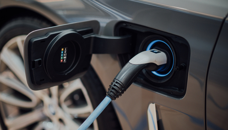 electriccarcharging_6048