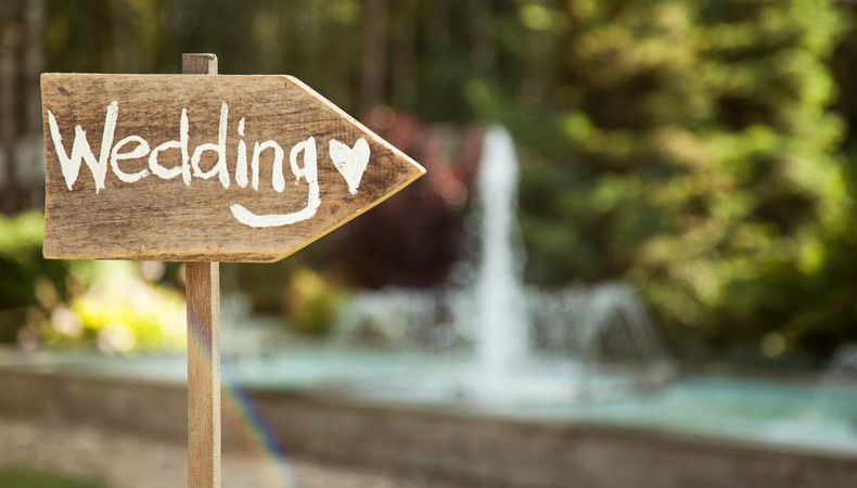 D117-wedding-sign-1648475438.jpg