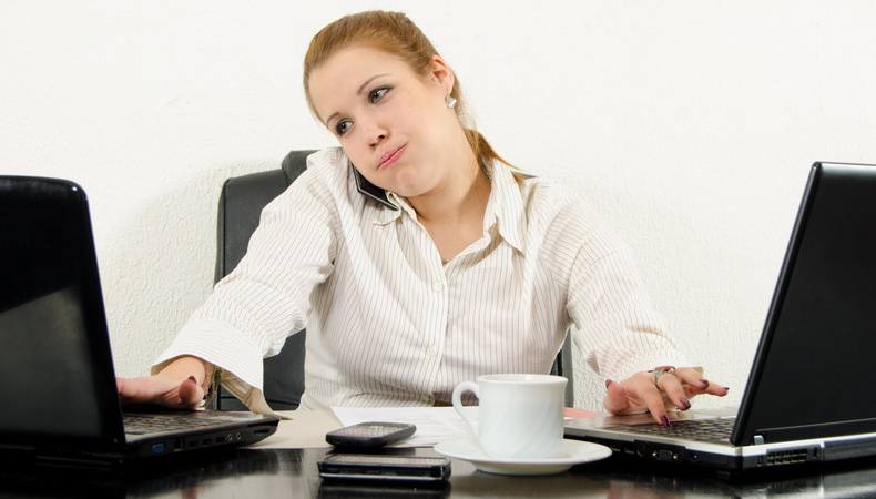 womain_multitasking_1_4675