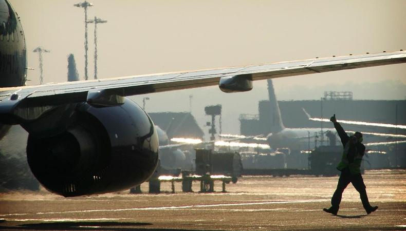 gatwickairfieldops_1024