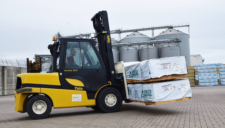 sept2020_shoreham_port_invests_2m_in_yale_forklifts_c_1_3720